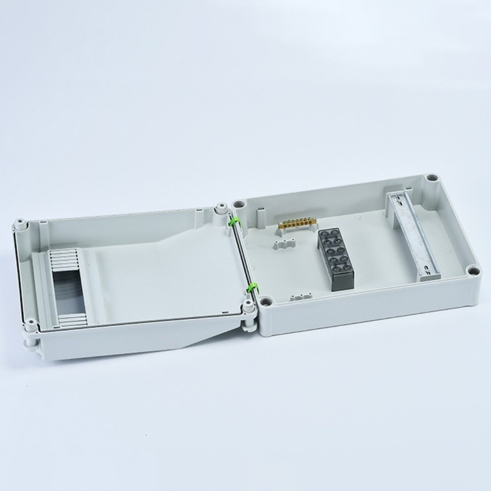 Outdoor Power Distributors - صندوق توزيع طاقة مقاوم للماء مع