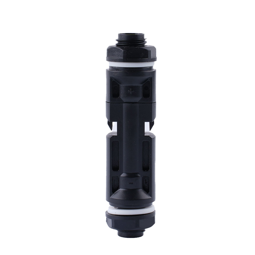 موصلات ألواح شمسية فعالة للاست - مراجعة Outdoor Power Distributors وسعره