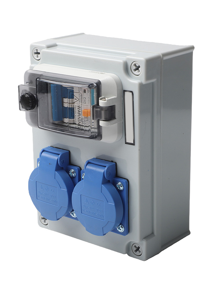 موزع طاقة بحماية IP54 بجهد 250 - مراجعة Outdoor Power Distributors وسعره